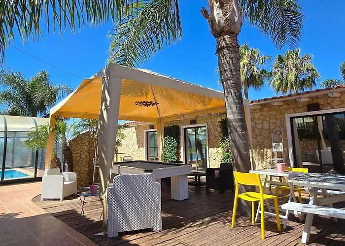 Villa Ania - Private Villa With Pool&Jacuzzi, 16 To 40 Pax Albufeira